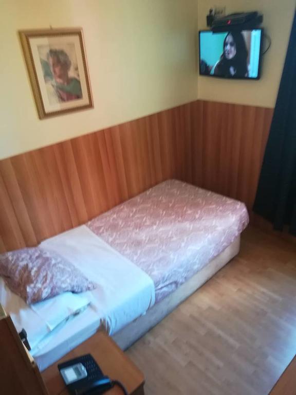 Hotel Aristote Bruksela Zewnętrze zdjęcie